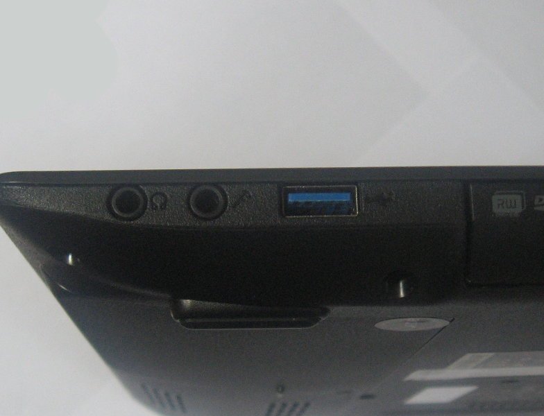 Port2 Acer Aspire 4750: Laptop Sandy Bridge untuk Mainstream review notebooklaptop komputer 