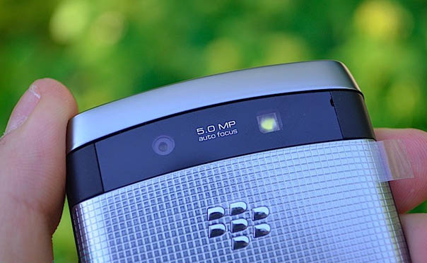 BlackBerry 9810 camera Kelebihan Kuartet BlackBerry Curve 9350, 9360, 9370 dan Torch 9810 smartphone news mobile gadget 