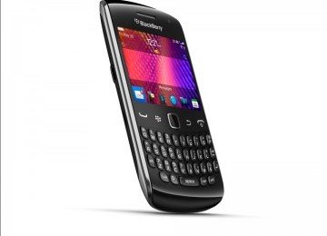blackberry curve 9350  110824192512 568 Kelebihan Kuartet BlackBerry Curve 9350, 9360, 9370 dan Torch 9810 smartphone news mobile gadget 