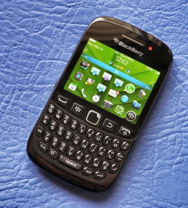 blackberry curve 9220 tes 4 610x677 Review BlackBerry Curve 9220 (Davis) smartphone review mobile gadget 