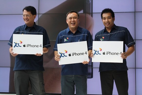 XL Mengeluarkan Paket Bundling iPhone 4 Unlimited 