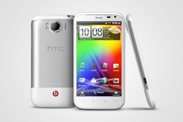 HTC Sensation XL, Layar Tidak Sempit Suara Nge-Beat 19 HTC Sensation XL