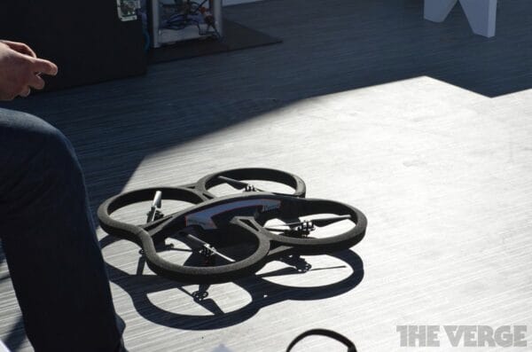Parrot AR.Drone 2 3 Parrot AR.Drone 2 3