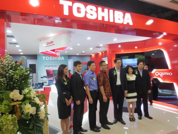 Toshiba Flagship Store 10