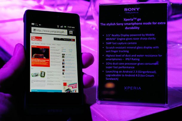 Hands On SONY Xperia go