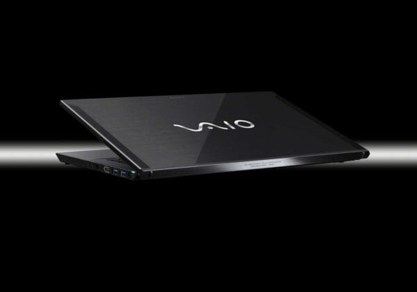 Sony VAIO Z-Series 2012: Notebook Collector's Edition, Asli Buatan Jepang 24 SONY VAIO Z 2012 011