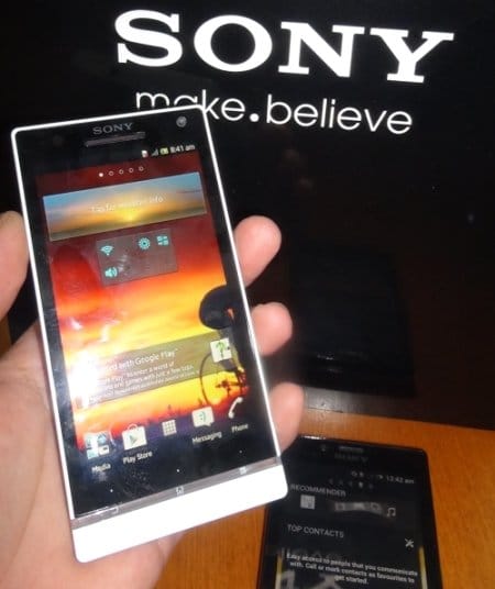 Hands-on SONY Xperia SL 26 Xperia SL