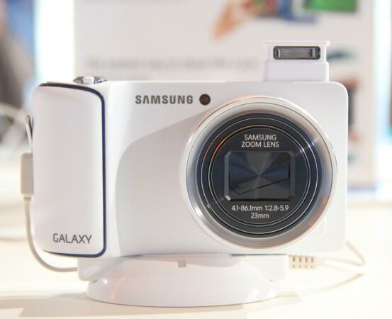 samsung galaxy camera white 2