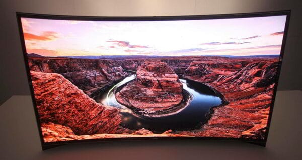 Samsung Curved OLED TV 4