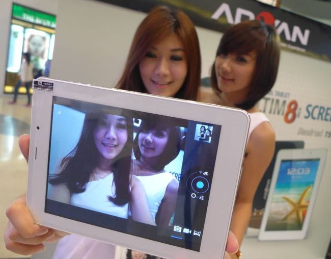 Advan Vandroid T5A Relaunch, Antrean Calon Pembeli Mengular Sejak Pagi 20 advan