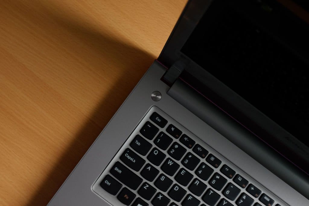 Review Lenovo IdeaPad Z400 34 lenovo z400 keyboard