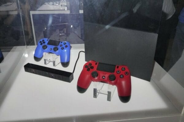 PS4 3 PS4 3