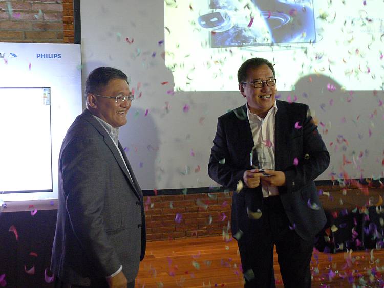 Philips Hadirkan TV UHD dengan Teknologi Ambilight 19 Philips TV1