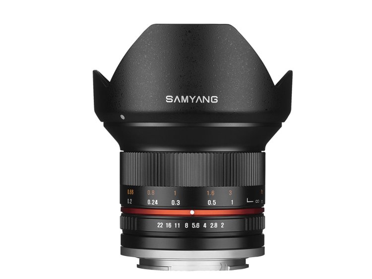 Samyang 12mm 1:2.0 NCS CS: Lensa Lebar untuk Semua Merek DSLM 35 Samyang 12mm f2 CS NC 1