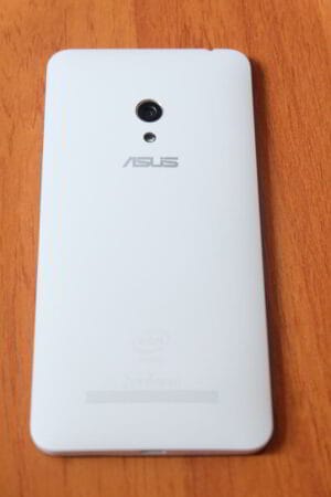 asus zenfone 5 belakang