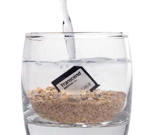 Menambah Kapasitas Penyimpanan Apple MacBook dengan Transcend JetDrive Lite 21 transcend jetdrive lite 1