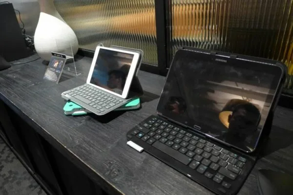 logitech 2