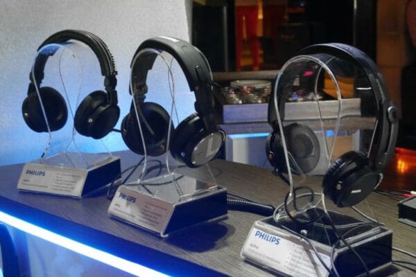Philips 2 Philips 2