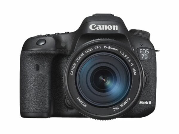 canon EOS 7D Mark II 2