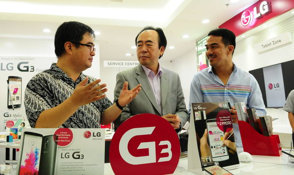 LG Buka Mobile Store di  Gandaria  City  YANGCANGGIH COM