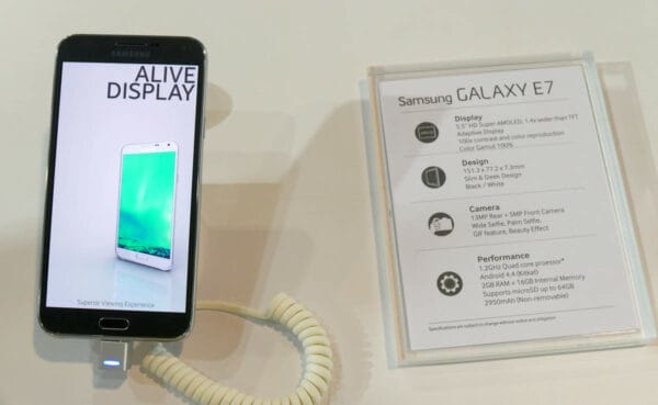 samsung galaxy e7 depan samsung galaxy e7 depan