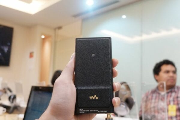 Sony NW ZX2 2 Sony NW ZX2 2