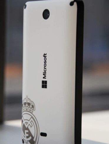 Lumia 430 DS Real Madrid belakang