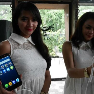 alcatel 2