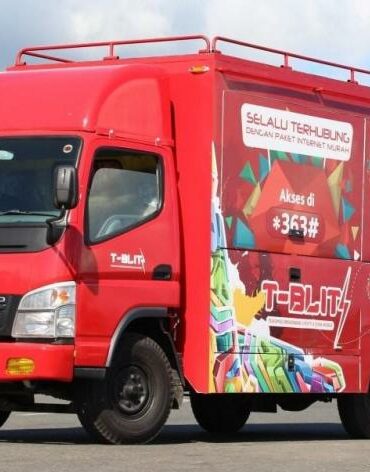 telkomsel T Blitz 1