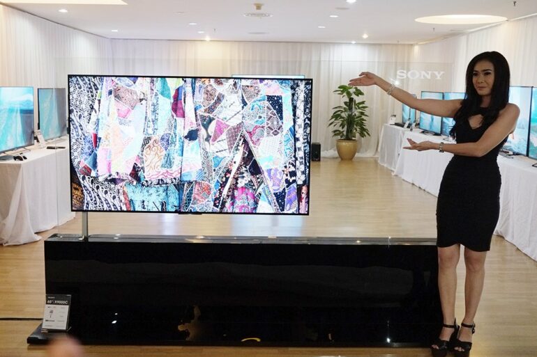 BRAVIA 7