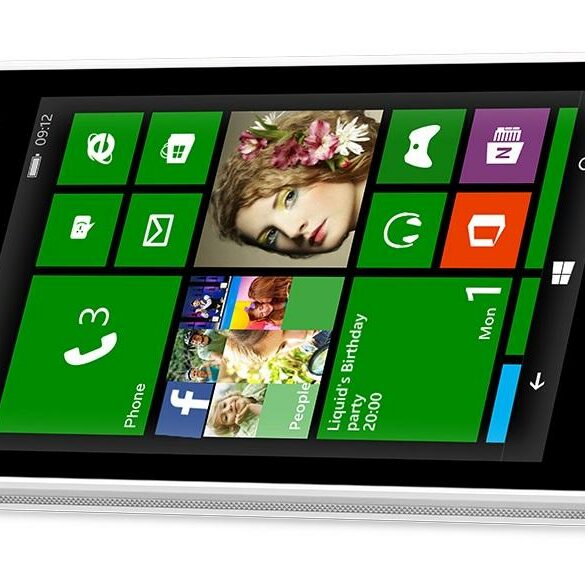 Liquid M220, Smartphone Windows Phone Pertama Acer di Indonesia 23 M220 white 05