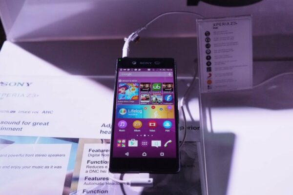 sony Xperia 4 sony Xperia 4