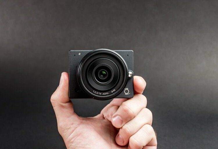 E1 Camera 1 E1 Camera 1