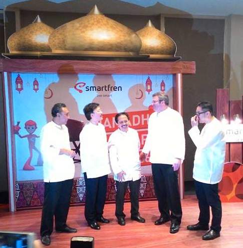 Smartfren Pacu Implementasi Ekosistem 4G LTE 24 smartfren bukber