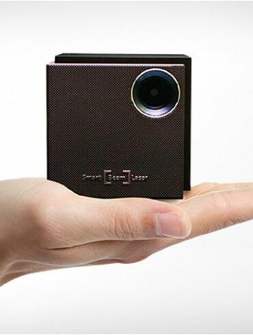 UO Smart Beam Laser Projector: Proyektor HD Mini Dengan Teknologi LCOS Pertama di Dunia 26 uo smart beam laser projector 1