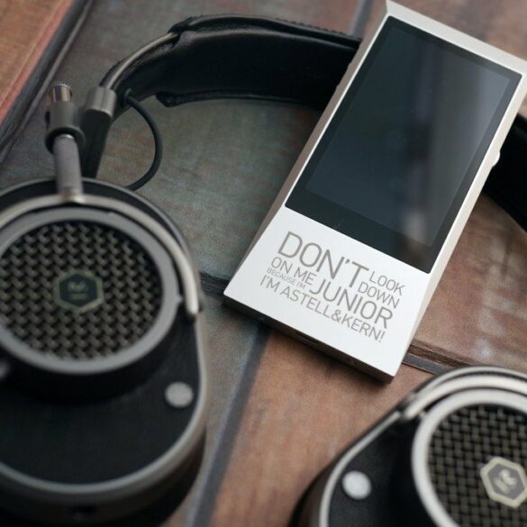 Review Astell & Kern AK Jr 26 Astell Kern AK Jr 1