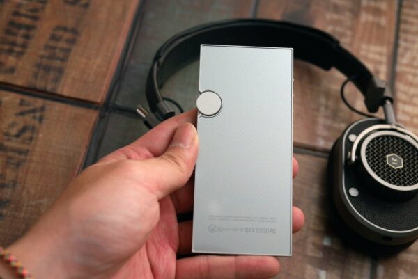 Astell Kern AK Jr 6 Astell Kern AK Jr 6