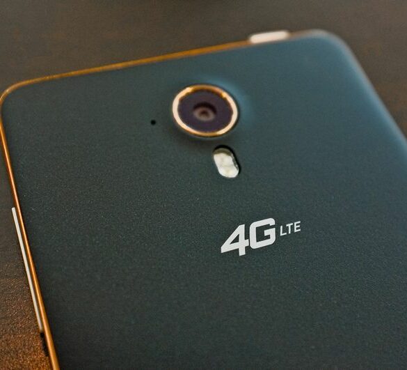 Review Smartfren Andromax R 71 Image01