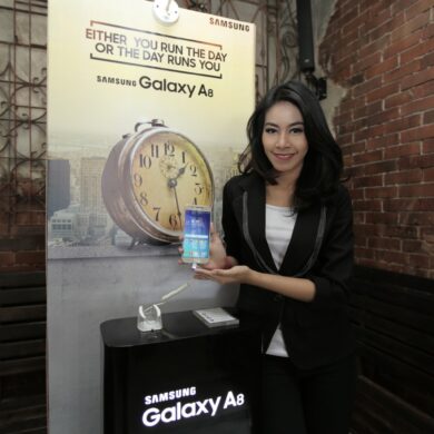 SAMSUNG GALAXY A8 032