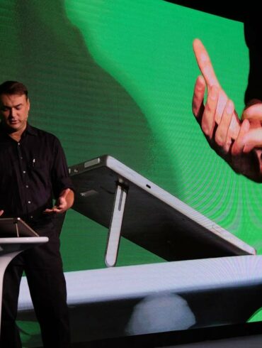 Acer Luncurkan Aspire R 14 & Aspire Z3-700 dengan Windows 10 38 acer aspire e3 700