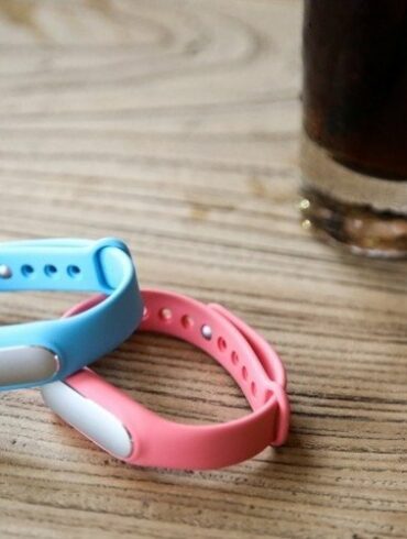 Xiaomi Mi band Pulse 1 Xiaomi Mi band Pulse 1