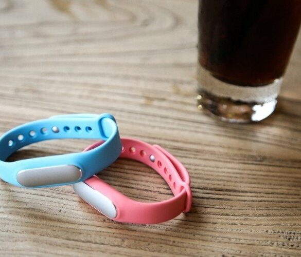 Xiaomi Mi band Pulse 1 Xiaomi Mi band Pulse 1