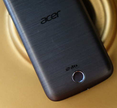 acer liquid z320 belakang acer liquid z320 belakang