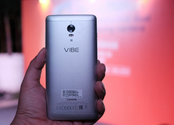 lenovo vibe p1 belakang