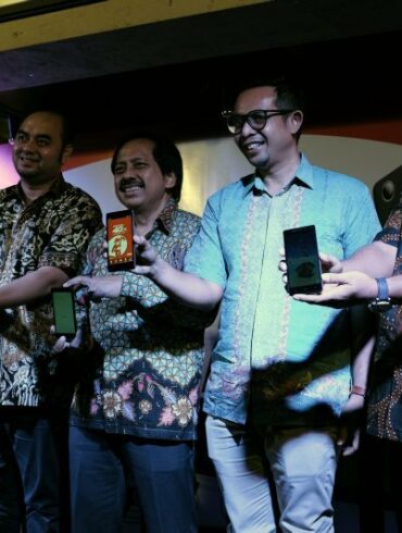 Launching Bundling Smartfren Lenovo A6010 Lenovo A6010