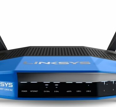 Linksys WRT1900AC router 1 Linksys WRT1900AC router 1