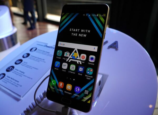 Samsung Galaxy A7 2016 1 Samsung Galaxy A7 2016 1