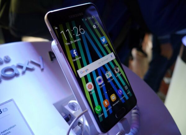 Samsung Galaxy A7 2016 2 Samsung Galaxy A7 2016 2