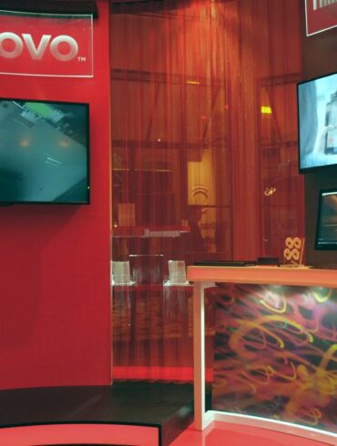 ces 2016 booth lenovo thinkpad