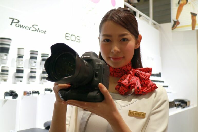 Canon EOS 1DX Mark II 1